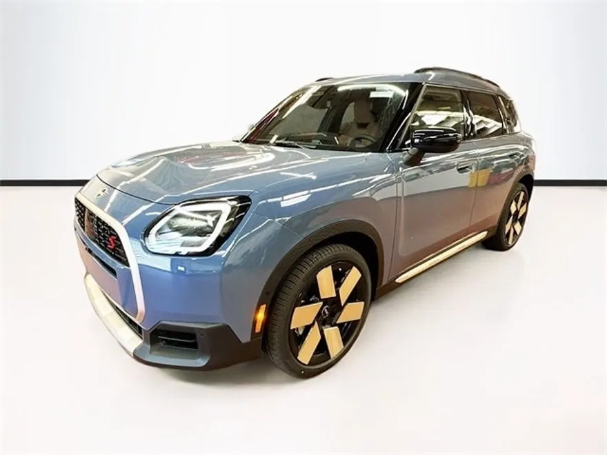 2025 Mini Countryman ALL4 S photo 1