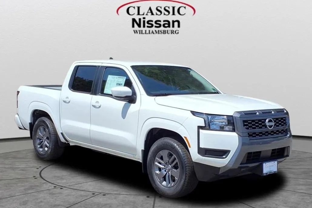 2025 Nissan Frontier SV photo 1