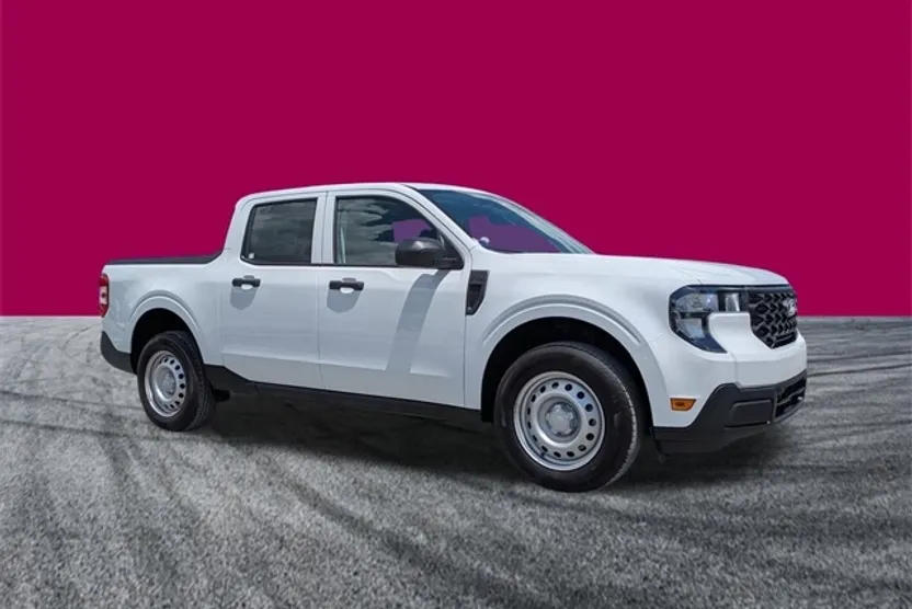 2025 Ford Maverick XL photo 1