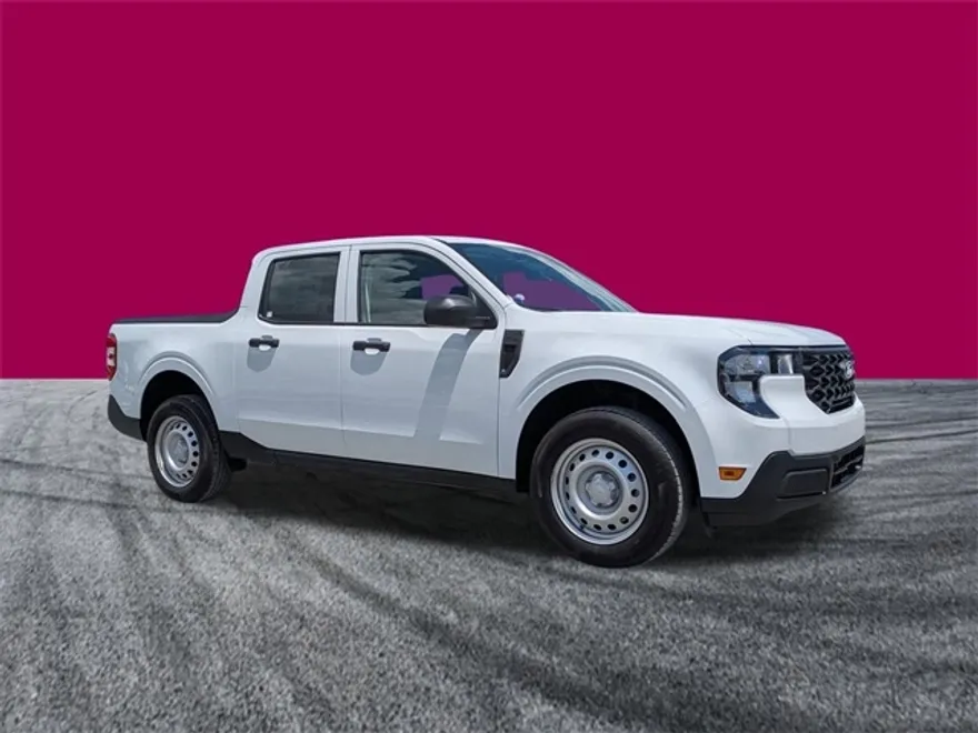 2025 Ford Maverick XL photo 1