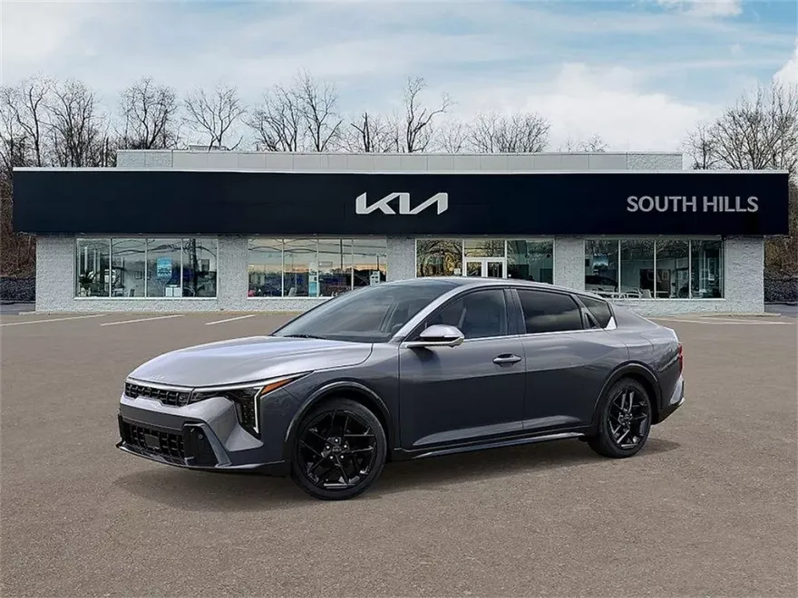 2025 Kia K4 GT-Line Turbo photo 1