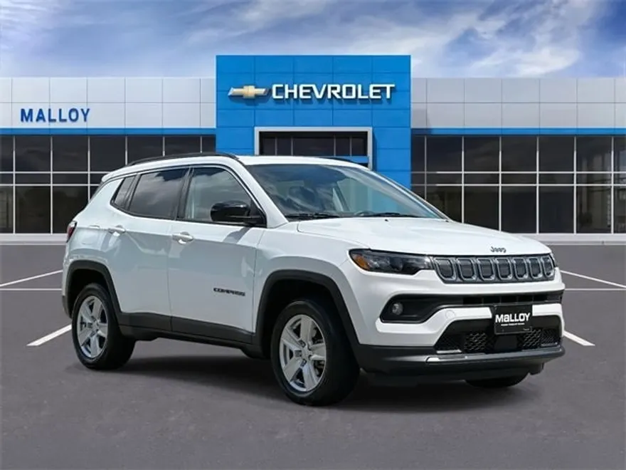 2022 Jeep Compass Latitude photo 1