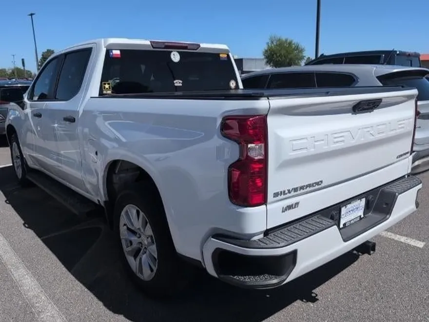 2022 Chevrolet Silverado 1500 Custom photo 1