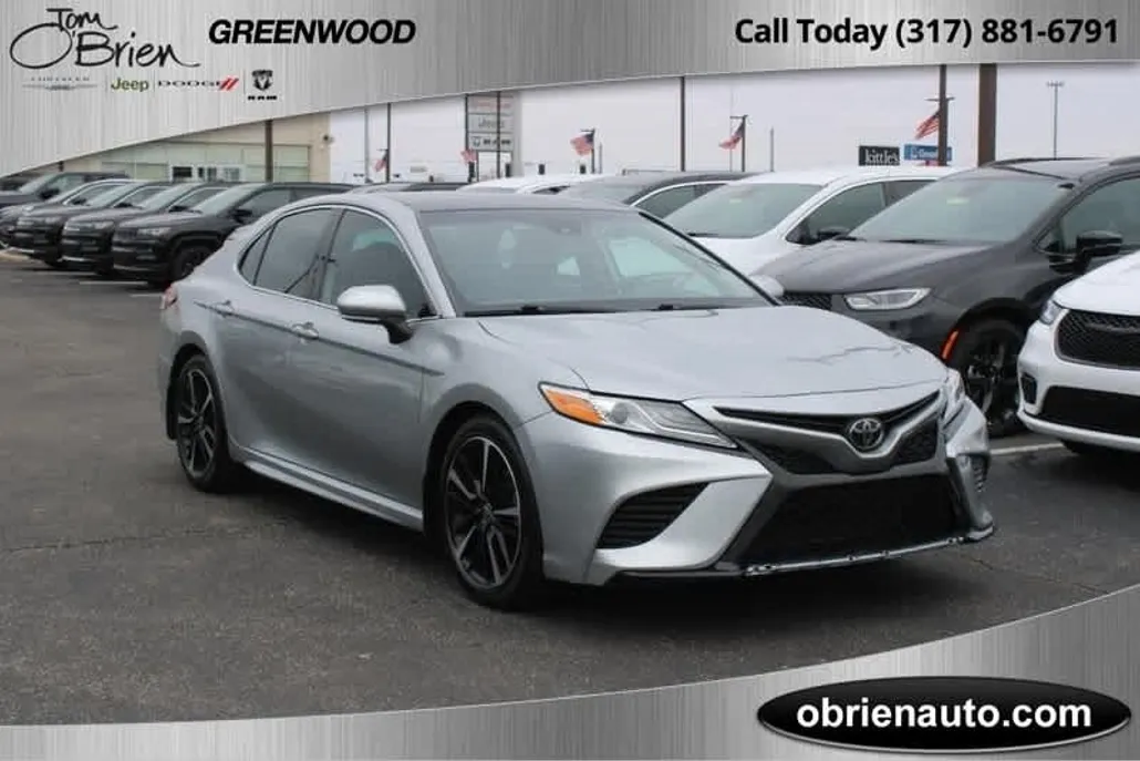2020 Toyota Camry XSE photo 1