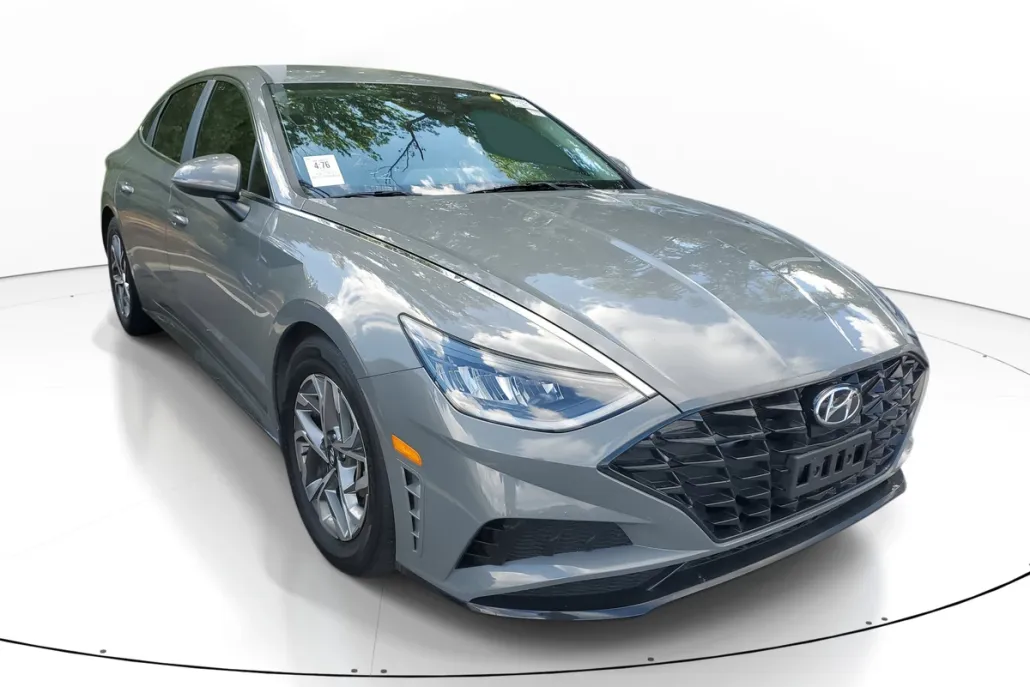 2022 Hyundai Sonata SEL photo 1