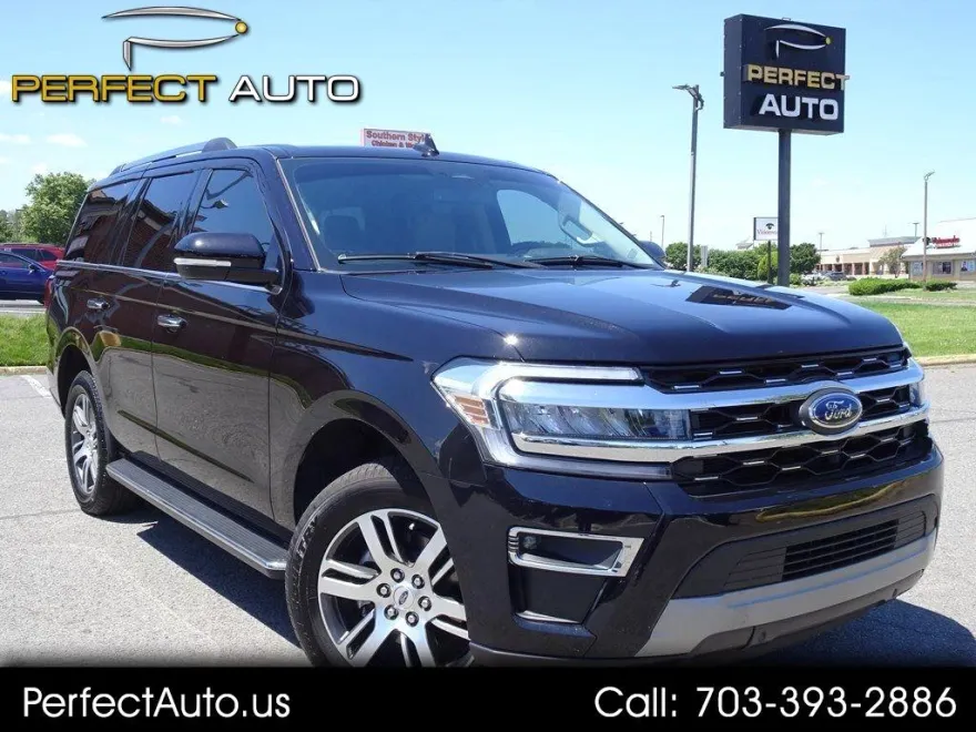 2023 Ford Expedition Limited photo 1