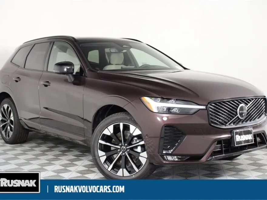 2026 Volvo XC60 B5 Plus photo 1