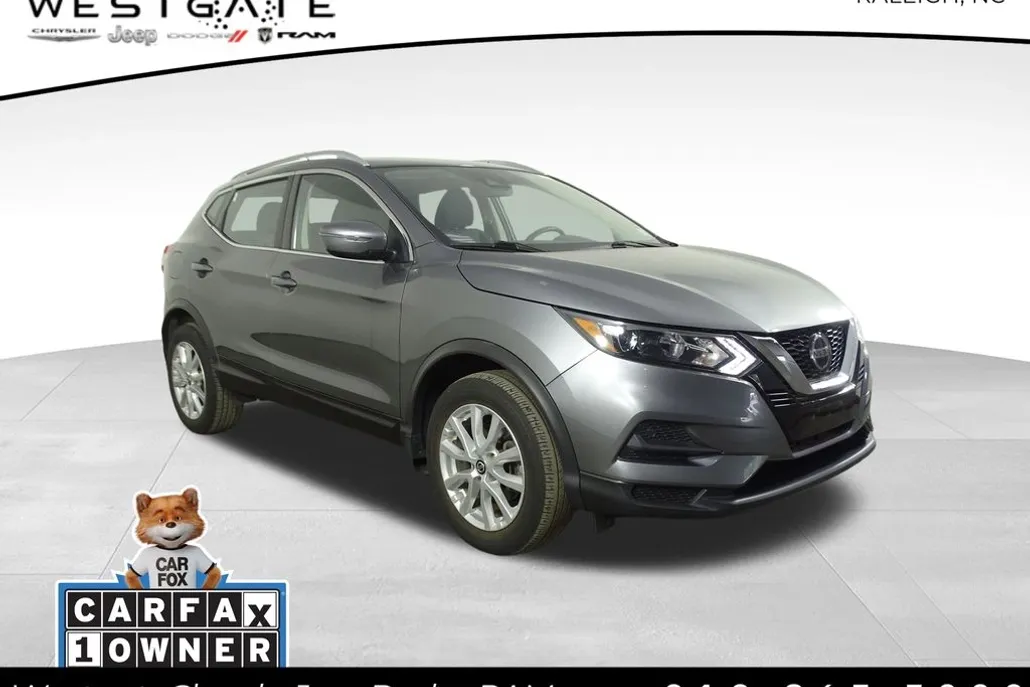 2020 Nissan Rogue Sport SV photo 1