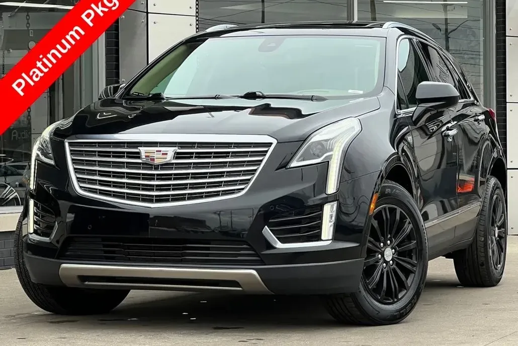 2017 Cadillac XT5 Platinum photo 1