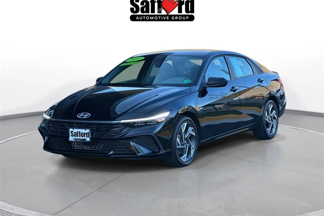 2025 Hyundai Elantra Hybrid SEL Sport photo 1