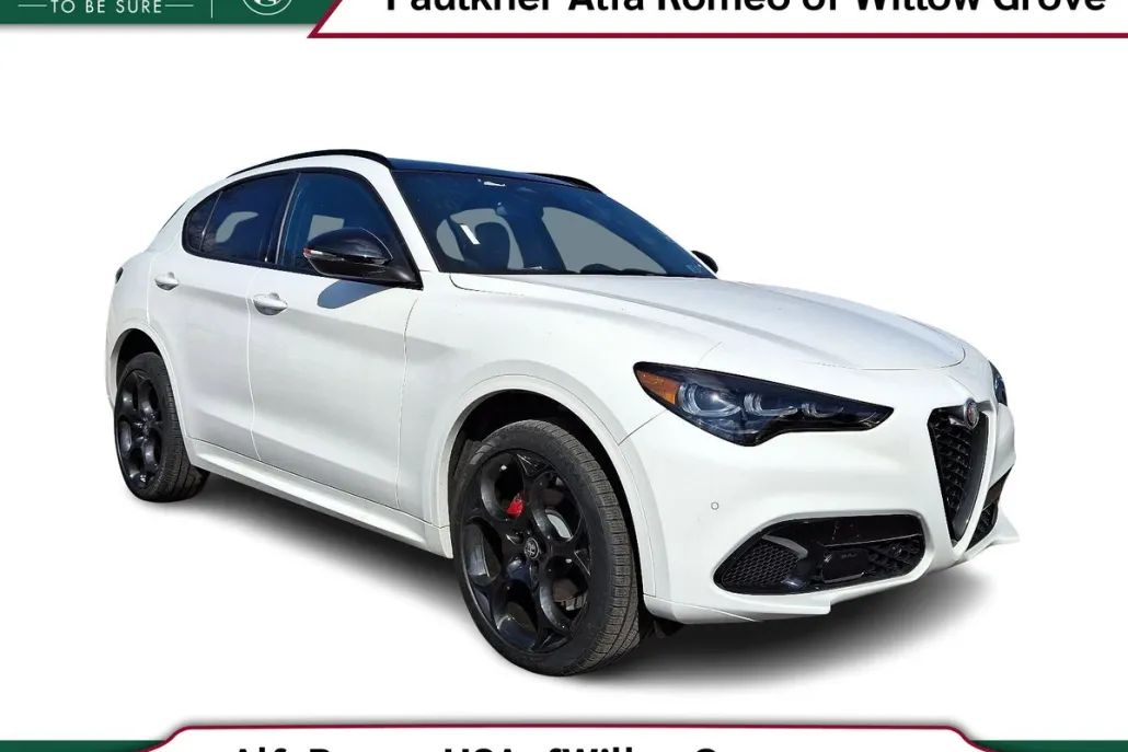 2025 Alfa Romeo Stelvio Tributo Italiano photo 1