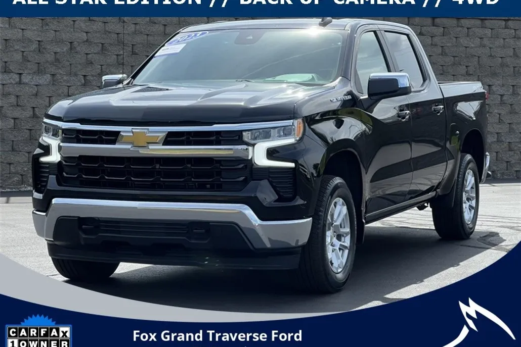 2023 Chevrolet Silverado 1500 LT photo 1