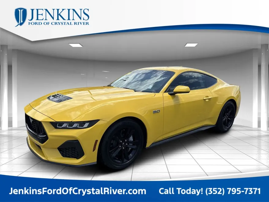 2024 Ford Mustang GT photo 1
