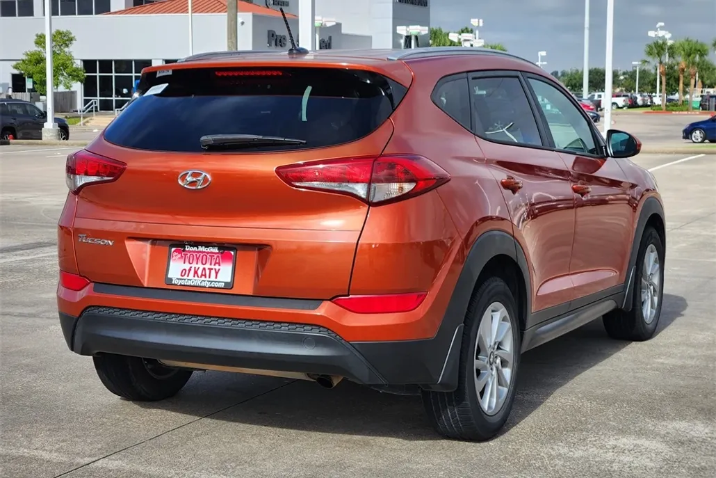 2016 Hyundai Tucson SE photo 1