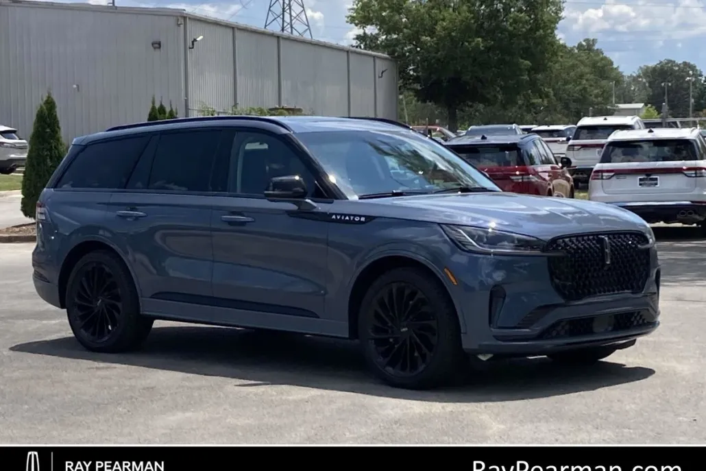 2025 Lincoln Aviator Reserve photo 1