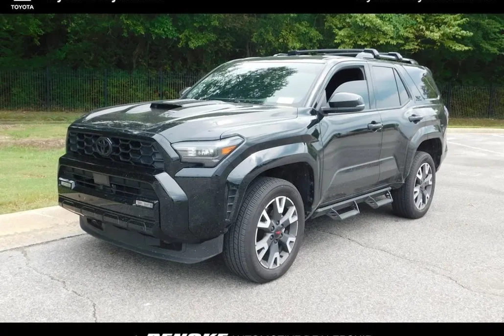 2025 Toyota 4Runner TRD Sport photo 1