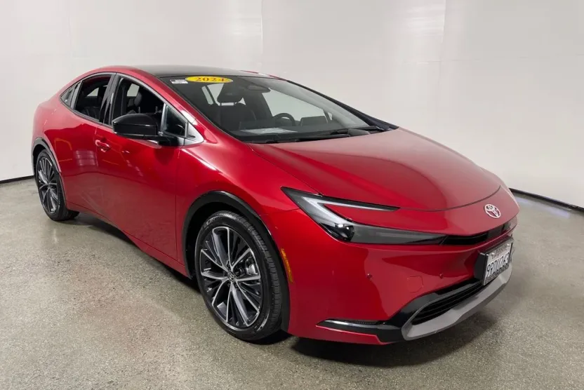 2024 Toyota Prius Limited photo 1
