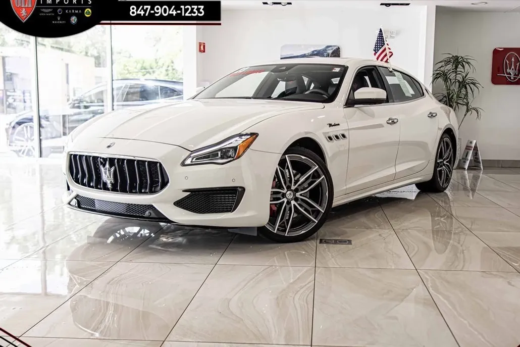 2023 Maserati Quattroporte Modena Q4 photo 1