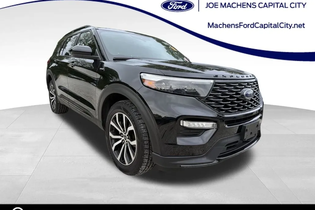 2022 Ford Explorer ST-Line photo 1
