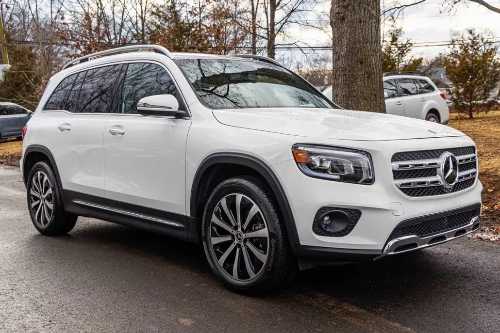 2022 Mercedes Benz GLB 250 4MATIC photo 1