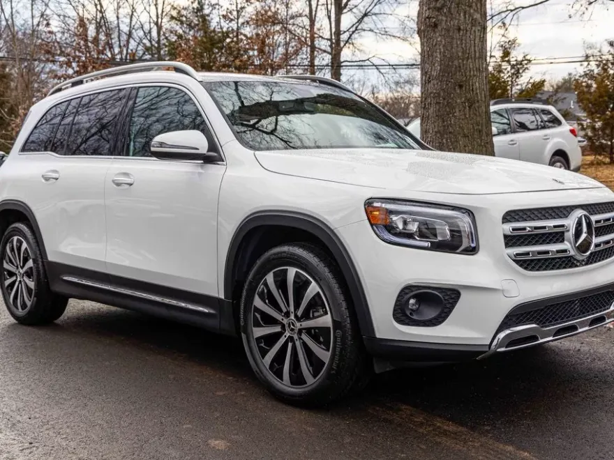2022 Mercedes Benz GLB 250 4MATIC photo 1