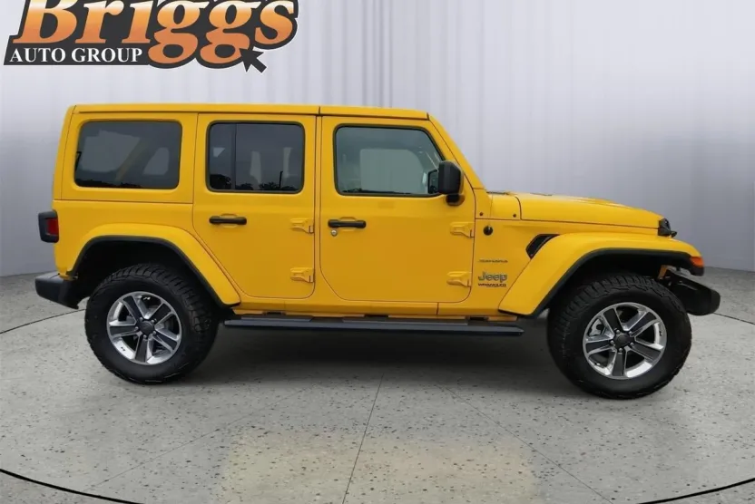 2018 Jeep Wrangler Unlimited Sahara photo 1