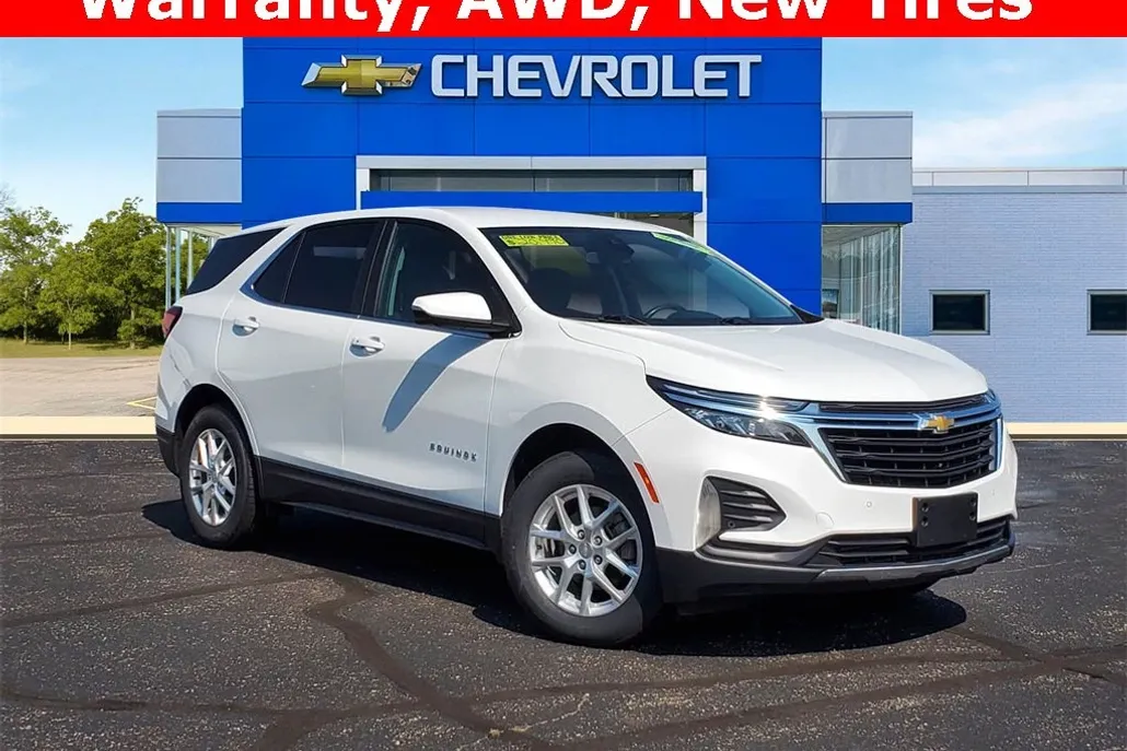 2022 Chevrolet Equinox LT photo 1