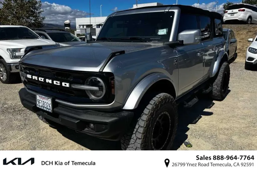 2022 Ford Bronco Base Big Bend Black Diamond Outer Banks photo 1