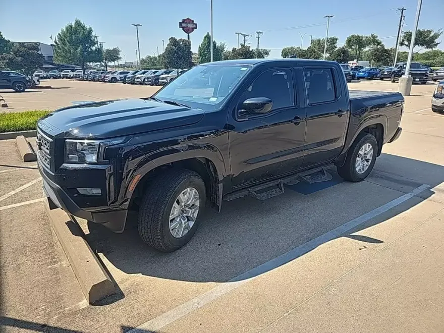 2023 Nissan Frontier SV photo 1