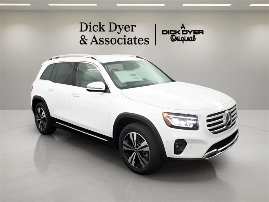 2025 Mercedes Benz GLB 250 photo 1