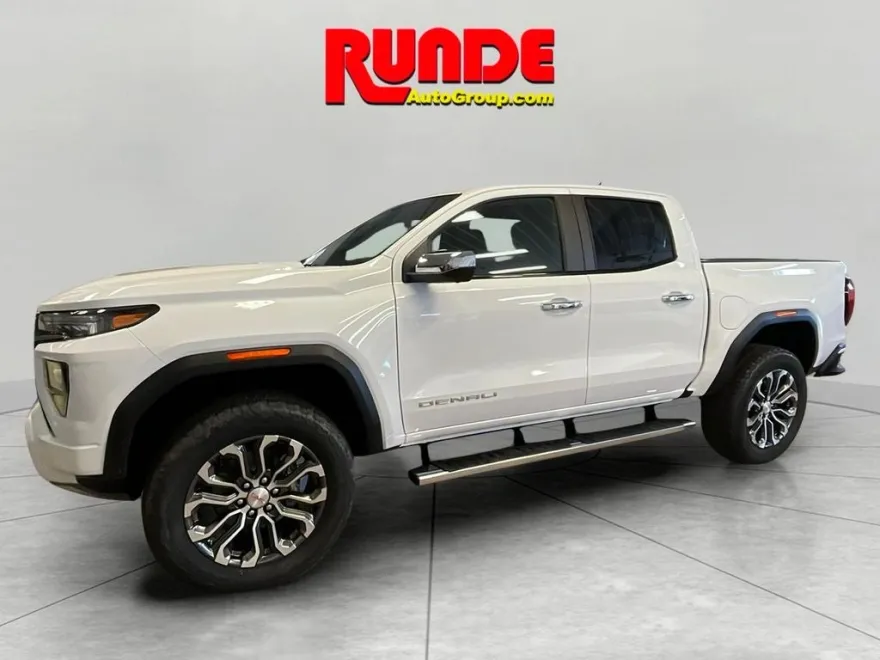 2026 Gmc Canyon Denali photo 1
