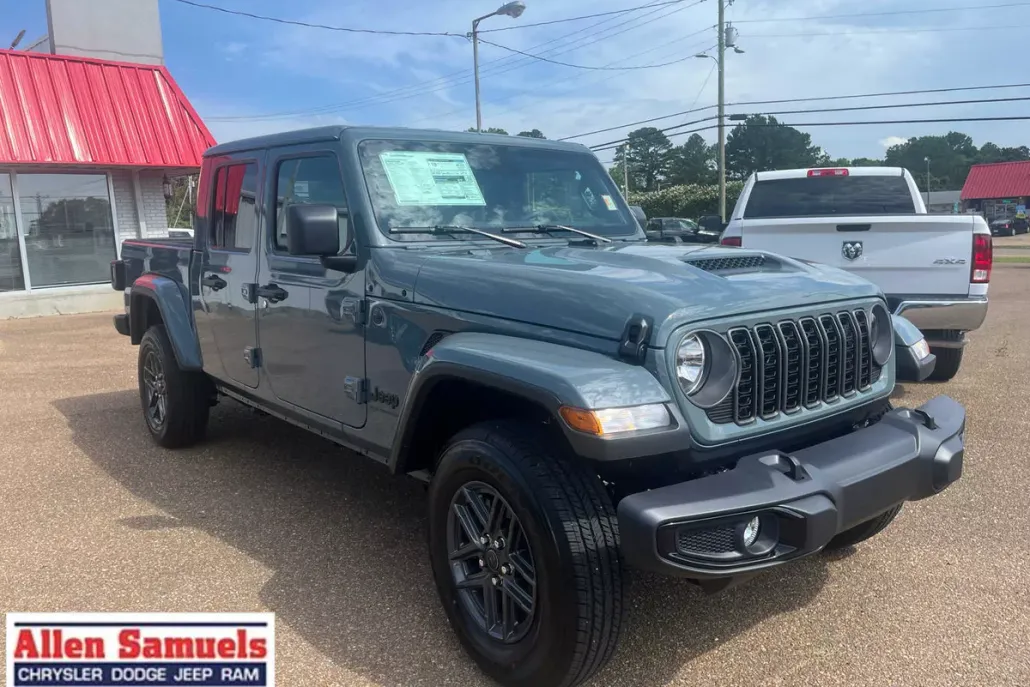 2025 Jeep Gladiator Sport S photo 1