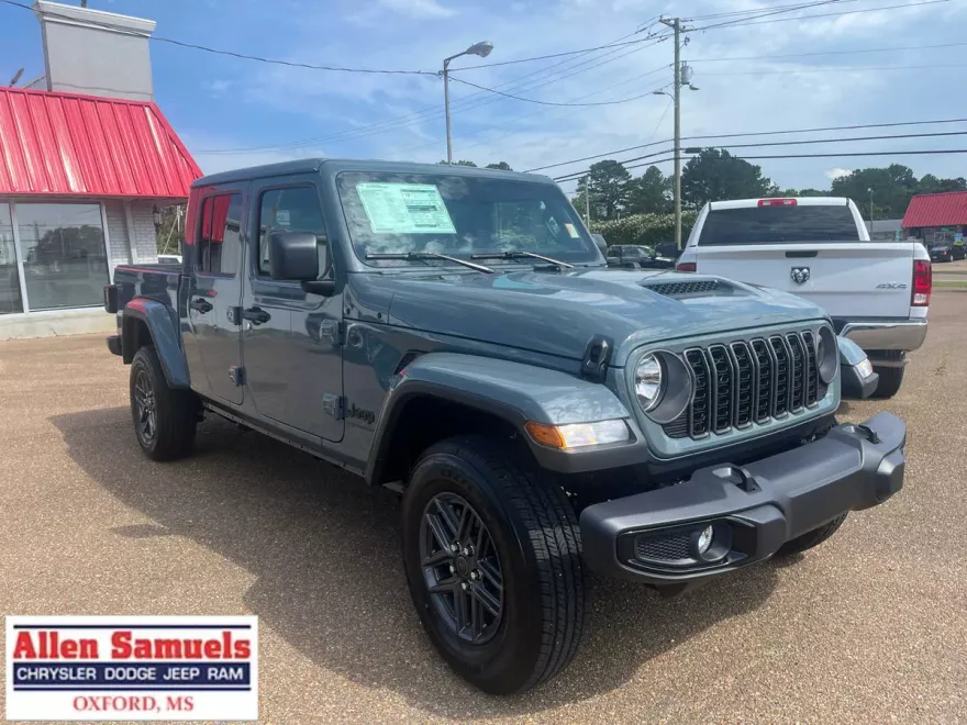 2025 Jeep Gladiator Sport S photo 1