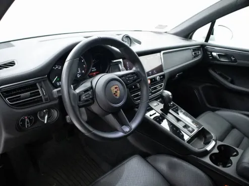 2024 Porsche Macan GTS photo 4