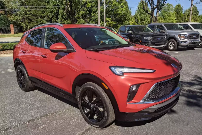 2024 Buick Encore GX Sport Touring photo 1