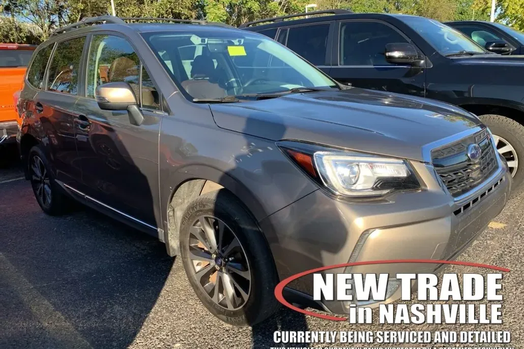 2018 Subaru Forester Touring photo 1