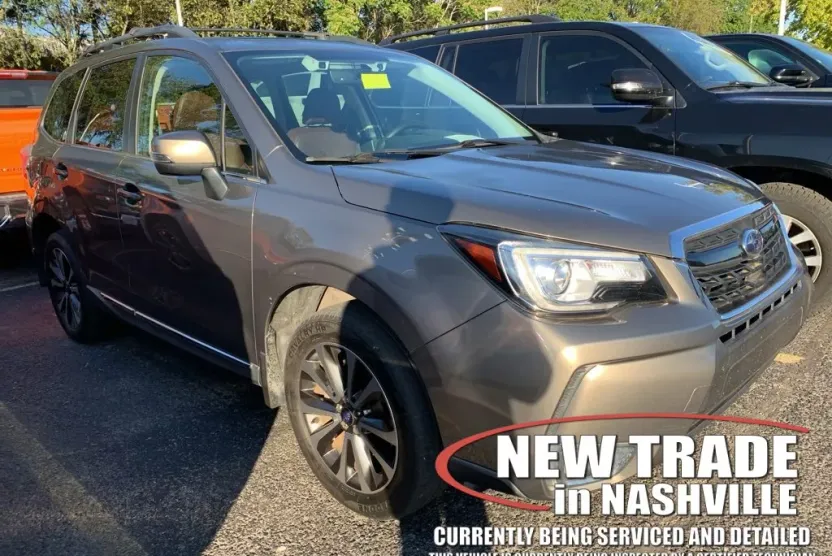 2018 Subaru Forester Touring photo 1