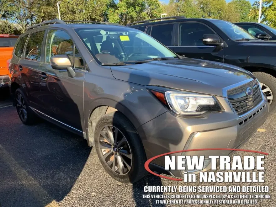 2018 Subaru Forester Touring photo 1