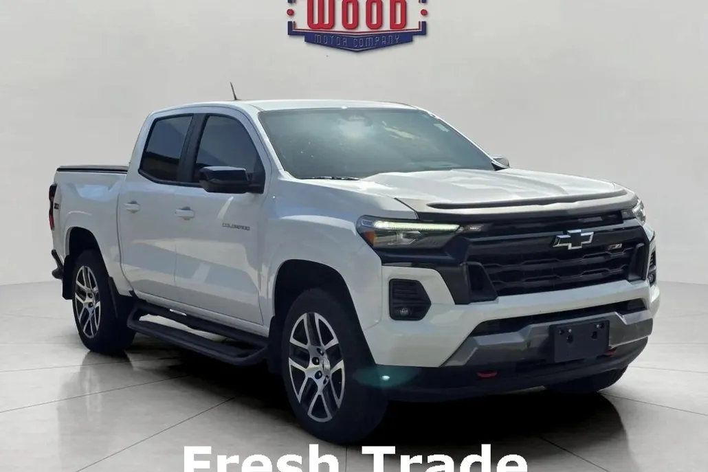 2024 Chevrolet Colorado Z71 photo 1