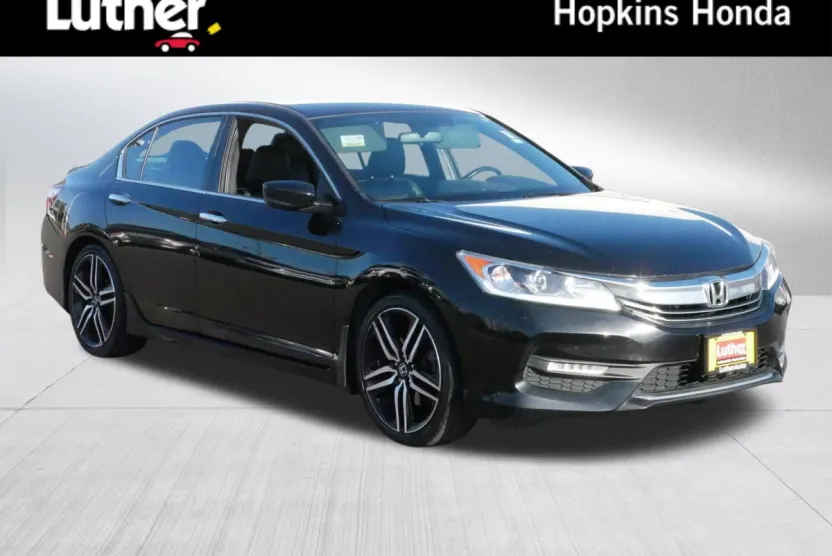 2017 Honda Accord Sport SE photo 1