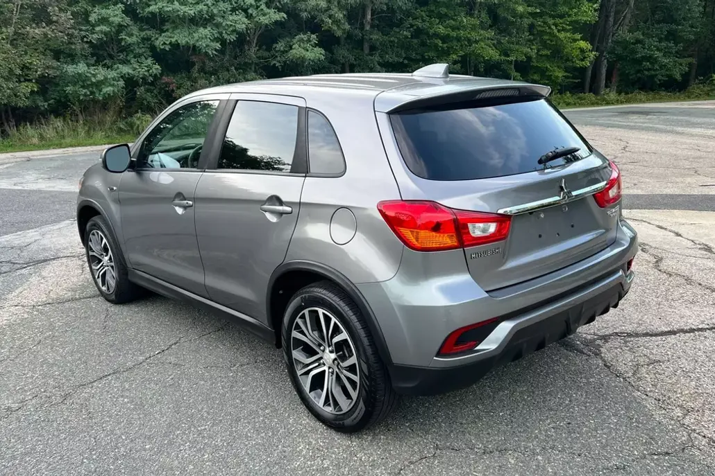 2018 Mitsubishi Outlander Sport ES photo 1