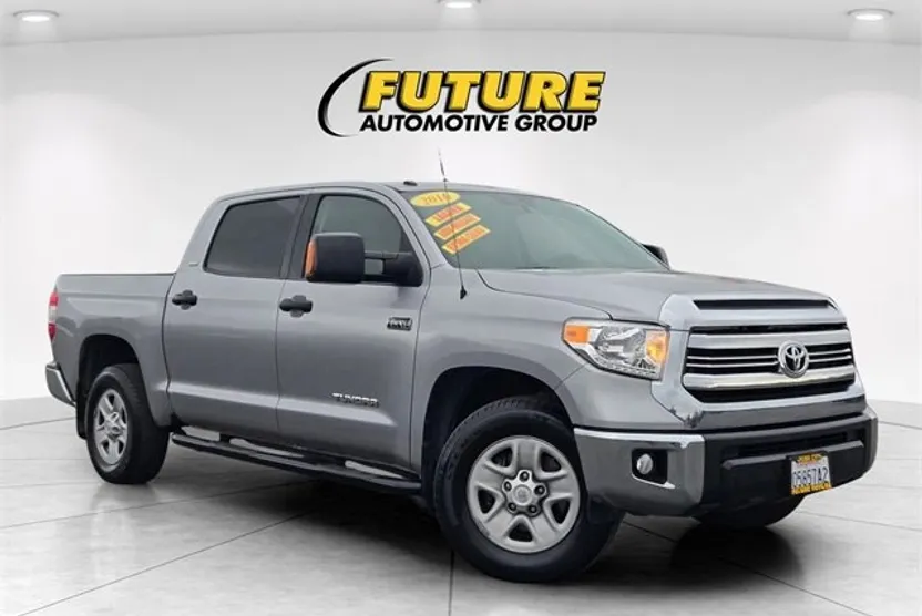 2016 Toyota Tundra SR5 photo 1