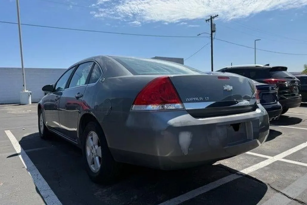 2008 Chevrolet Impala 1LT photo 1