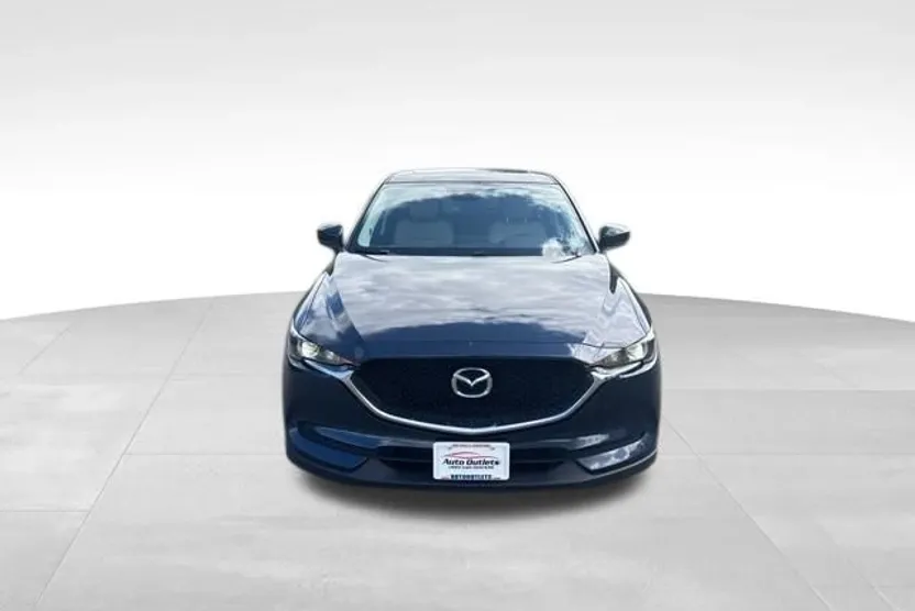 2017 Mazda CX-5 Touring photo 1