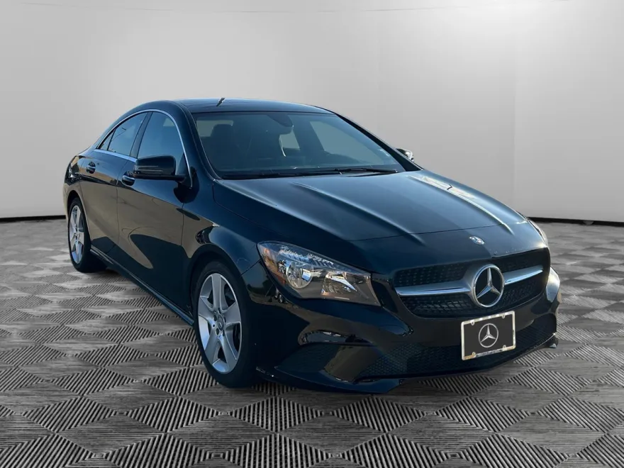 2015 Mercedes Benz CLA 250 photo 1