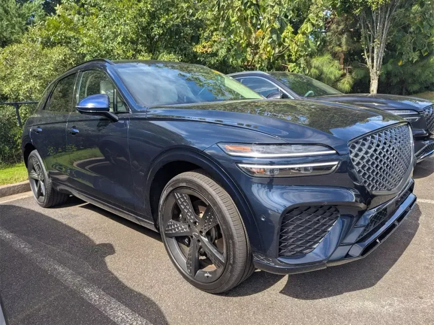 2023 Genesis GV70 3.5T Sport photo 1