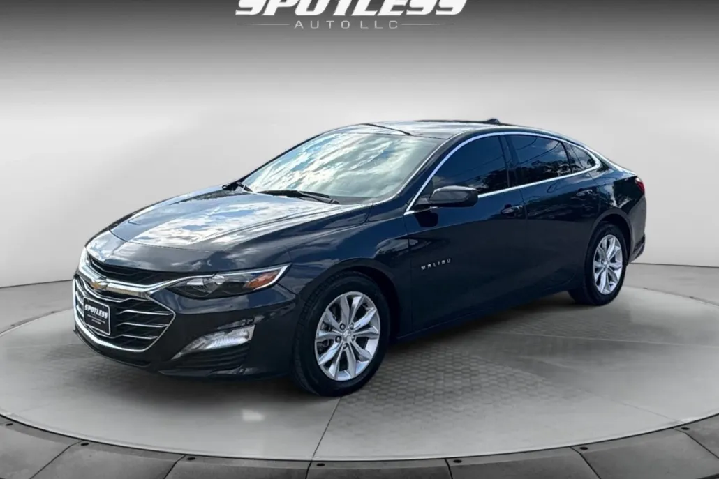 2023 Chevrolet Malibu 1LT photo 1