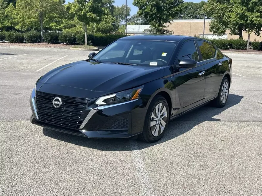 2025 Nissan Altima 2.5 S photo 1
