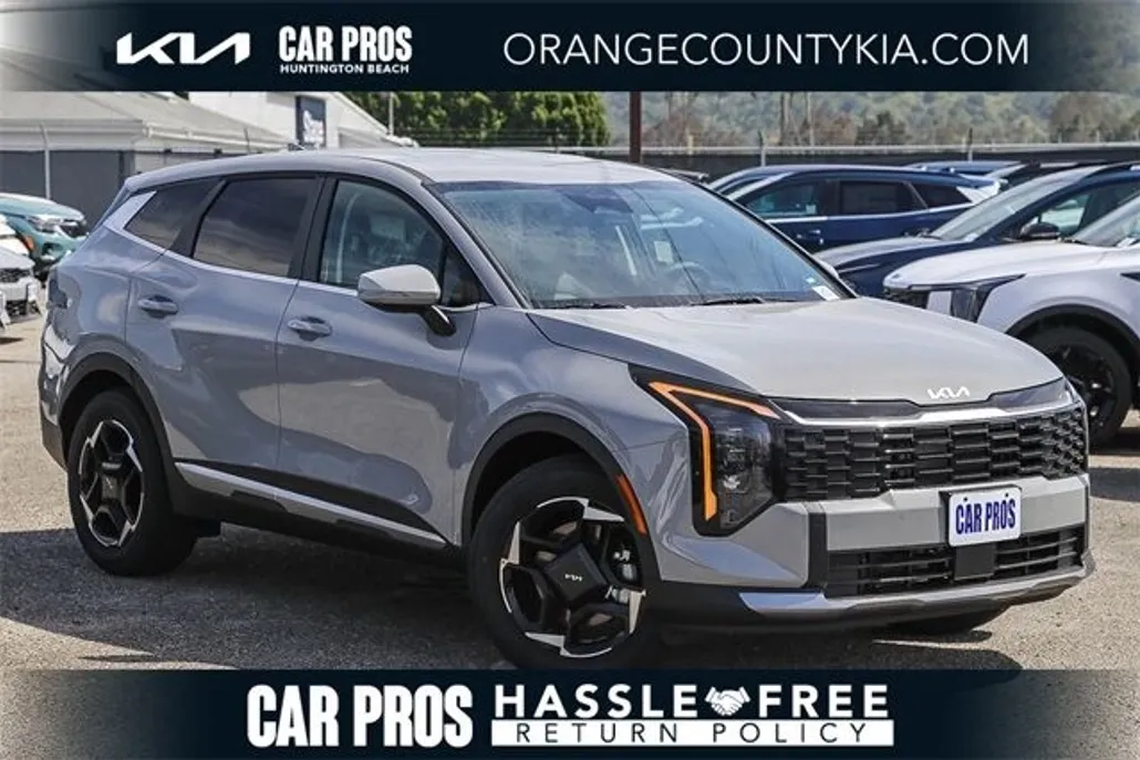 2026 Kia Sportage EX photo 1