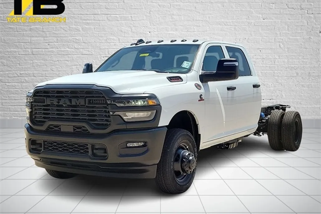 2025 Ram 3500 Tradesman photo 1